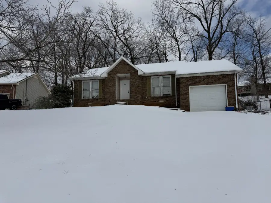 1217 Verkler Dr, Clarksville, TN 37042 - Image #2