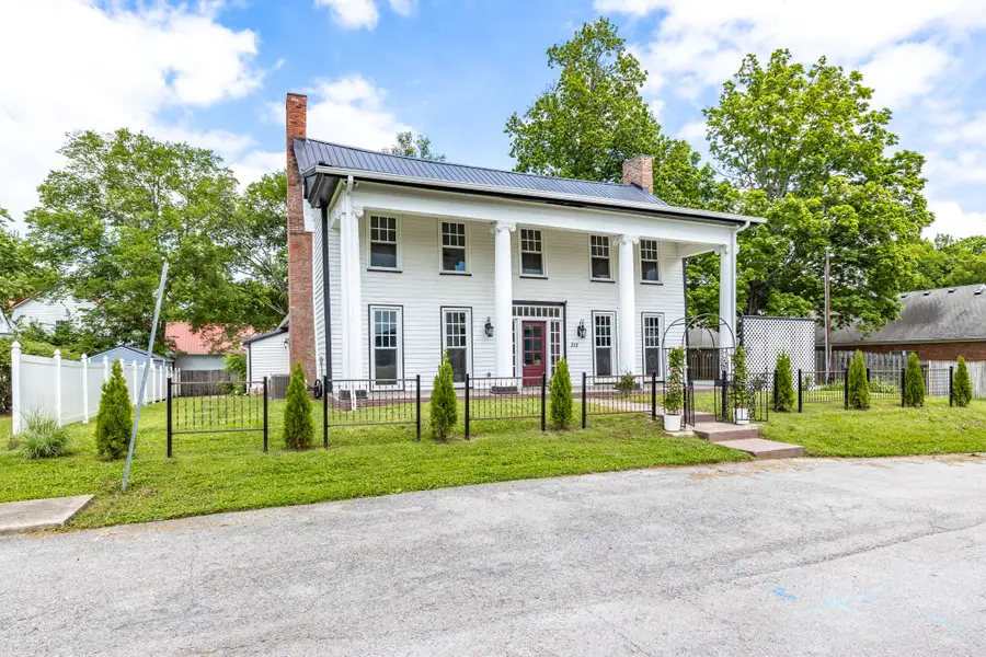 310 E Franklin St, Gallatin, TN 37066 - Image #2