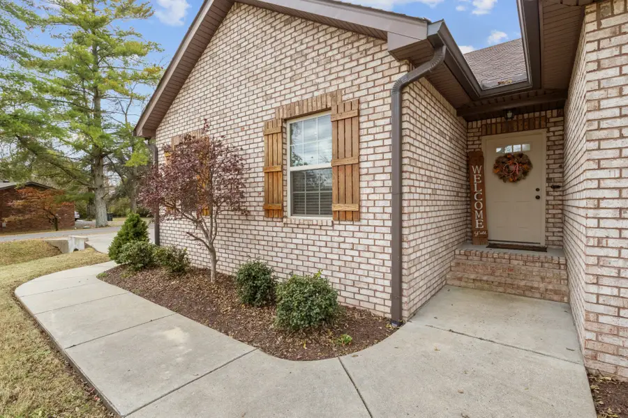 860 Rogers Rd, Gallatin, TN 37066 - Image #3