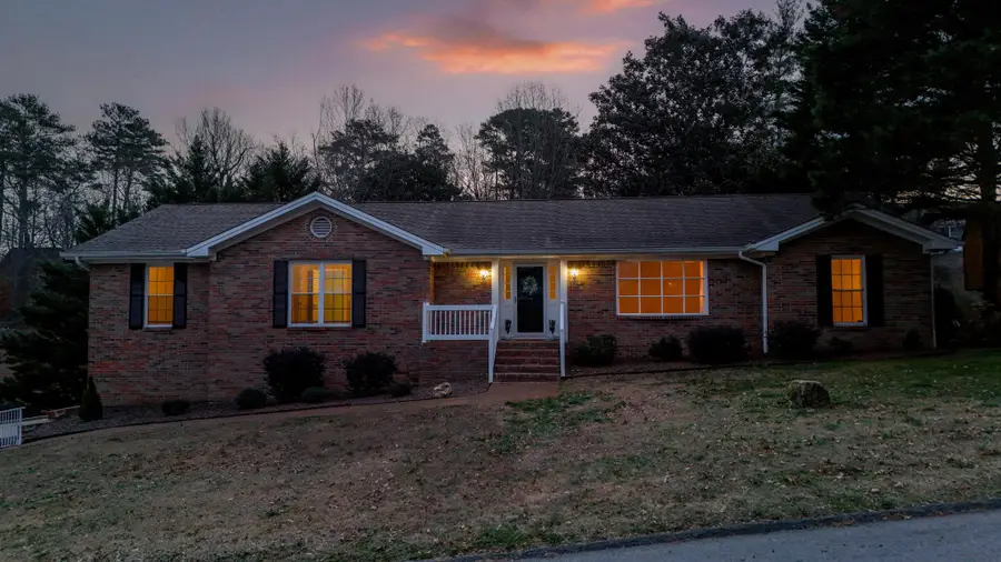 1219 King Arthur Road, Chattanooga, TN 37421 - #3