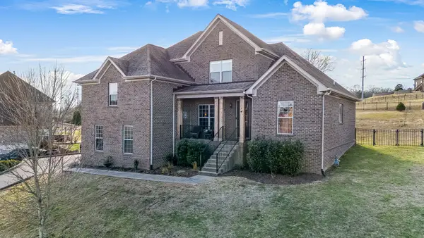 123 Brierfield Way, Hendersonville, TN 37075