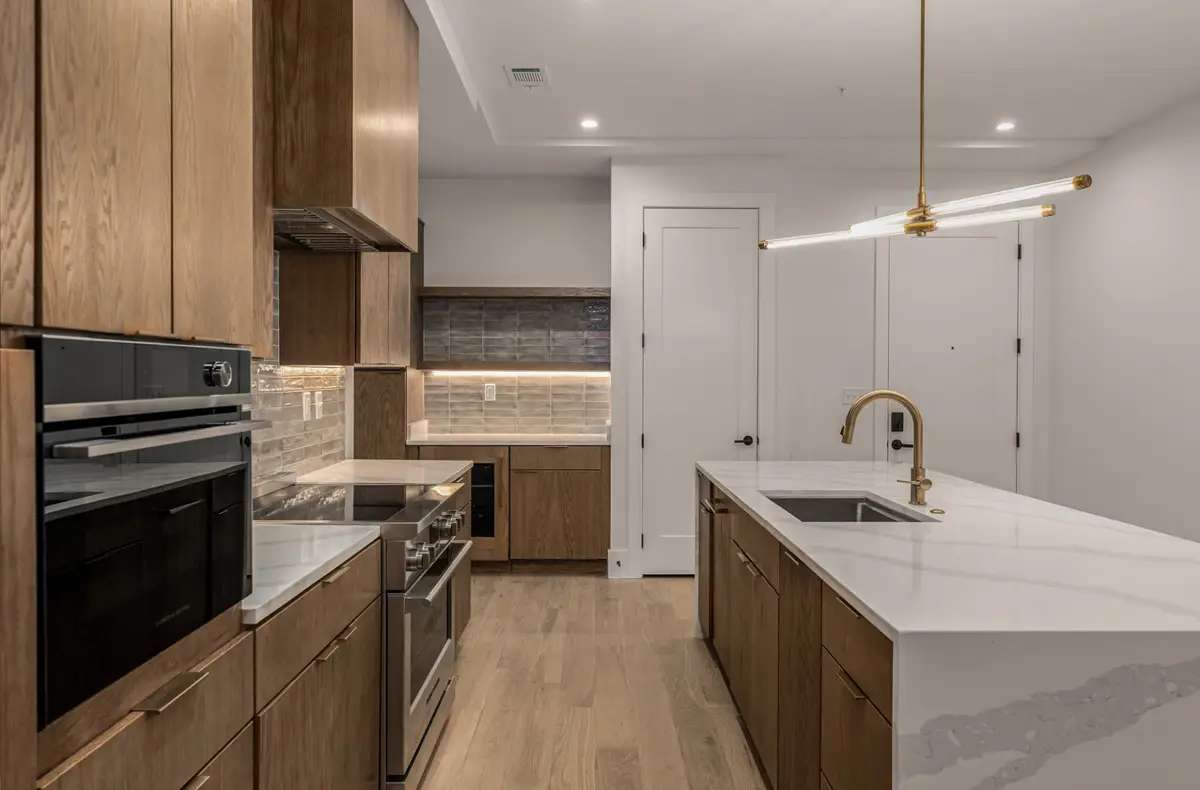 321 31st Ave N #D4 (A), Nashville, TN 37203 - Image #1