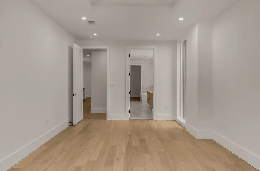 321 31st Ave N #D4 (A), Nashville, TN 37203 - Image #3