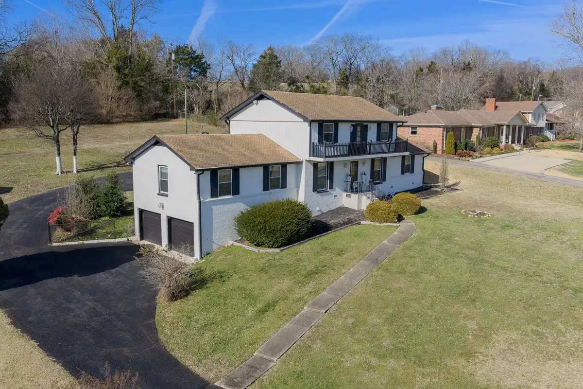 316 Highland Heights Dr, Goodlettsville, TN 37072 - Image #1