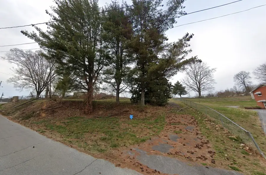 581 Kincaid St, Kingsport, TN 37660 - Image #2