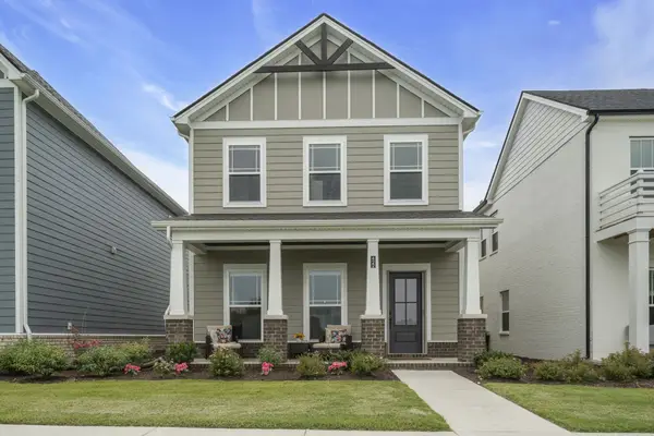 227 Champaign Drive, Hendersonville, TN 37075