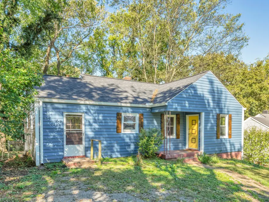 208 Inglewood Dr, Clarksville, TN 37040 - Image #3