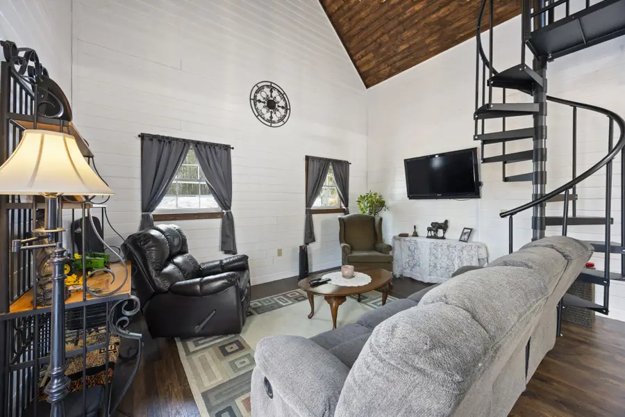 1085 Henegar Rd, Morrison, TN 37357 - #2