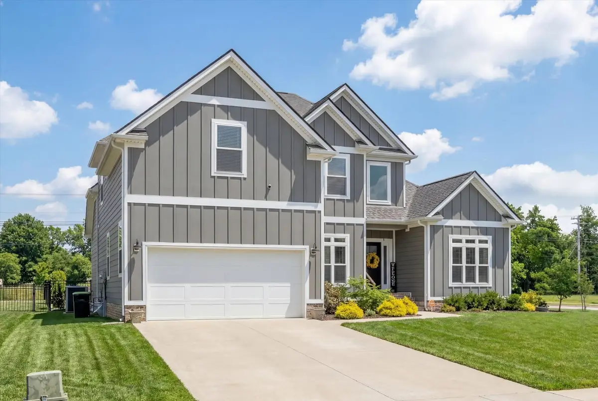 297 Bluebell Dr, Clarksville, TN 37043 - #1