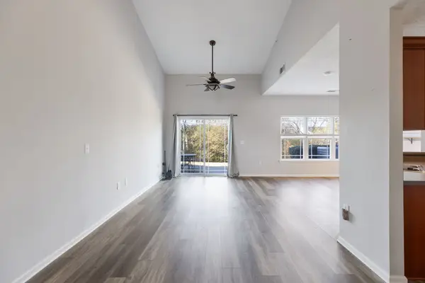 1056 Somerset Springs Dr, Spring Hill, TN 37174