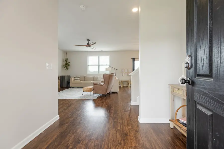 905 Aberdeen Ct, Columbia, TN 38401 - #3