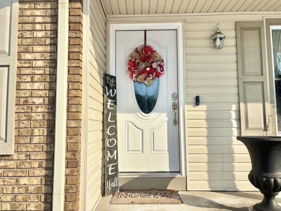 404 Springmont Dr, Hopkinsville, KY 42240 - #2