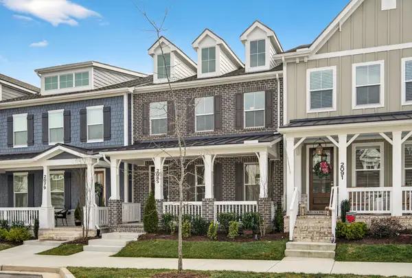 2085 Braidwood Ln, Franklin, TN 37064