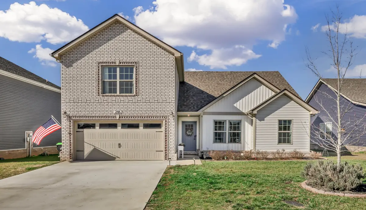 246 Dugger Dr, Clarksville, TN 37042 - Image #1