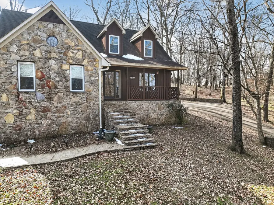 2105 Alpine Dr, Columbia, TN 38401 - Image #3