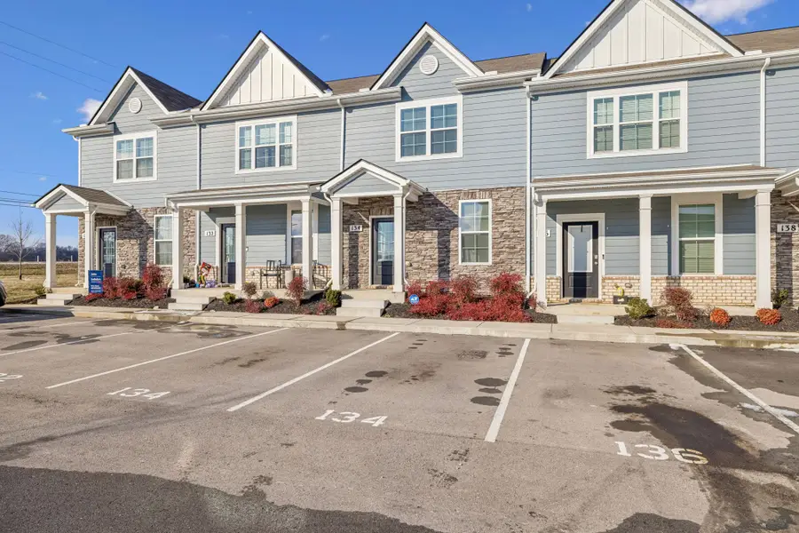 134 Grayson Cir, Chapel Hill, TN 37034 - Image #3