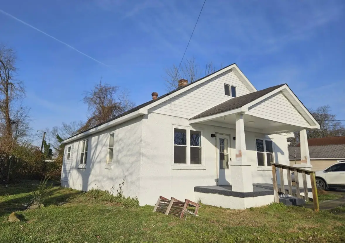 386 N Blakemore Ave, Gallatin, TN 37066 - Image #1