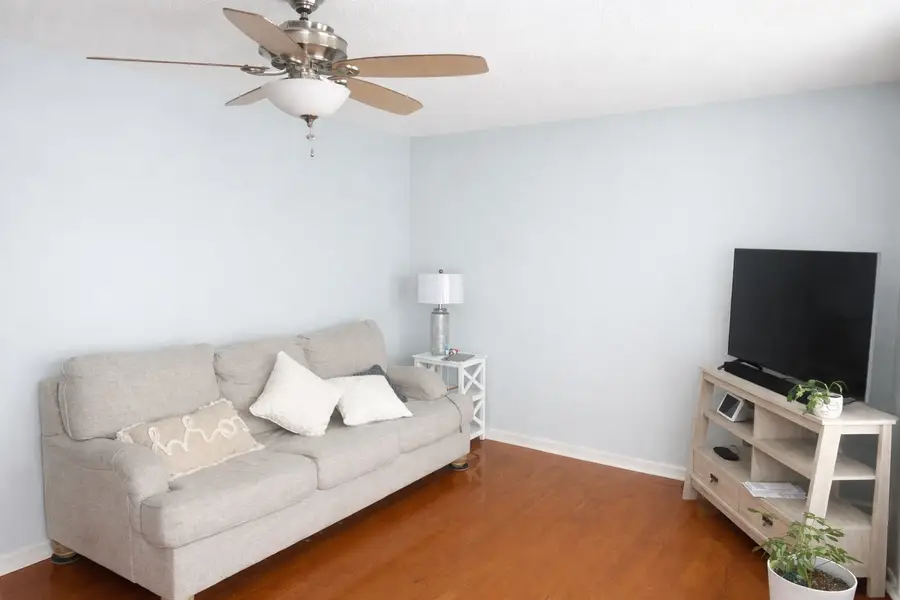 1216 Pebble Ct, Clarksville, TN 37042 - #2