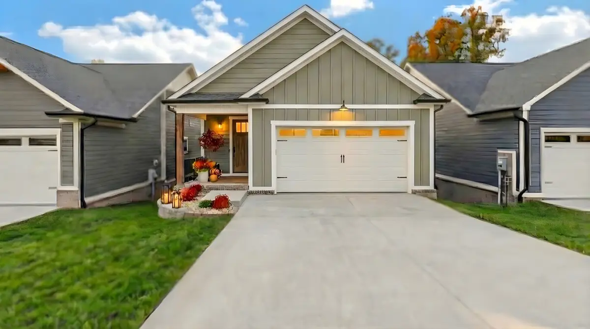 376 Moon Bay Dr, Kuttawa, KY 42055 - #1