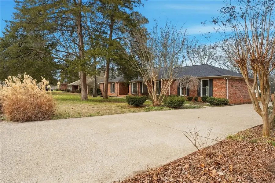 1706 Wiltshire Dr, Murfreesboro, TN 37129 - Image #3