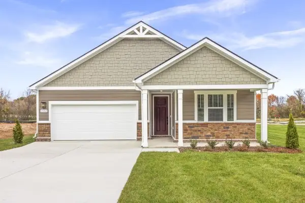 1544 Oak Springs Dr, Columbia, TN 38401 - Image #1