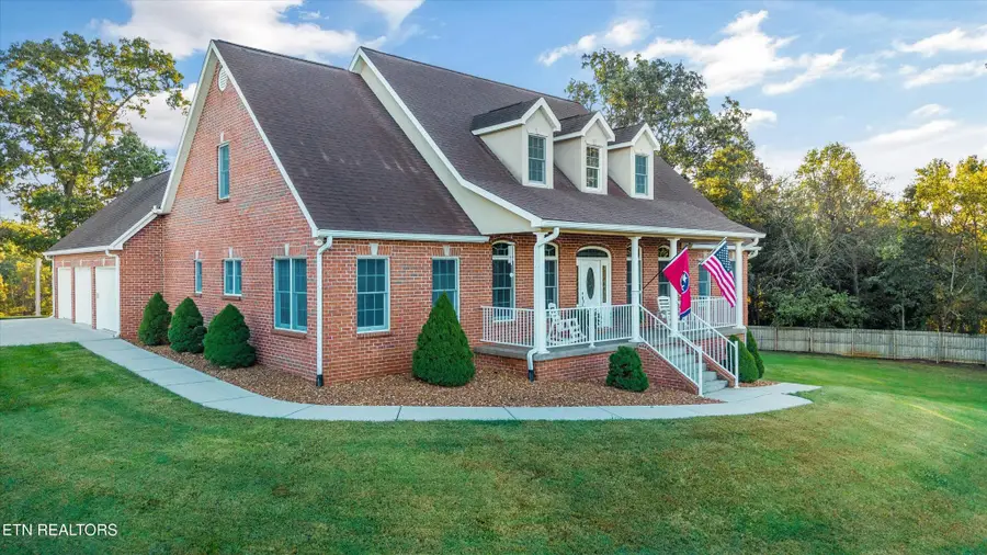 2000 Robinson Drive, Lenoir City, TN 37772 - Image #2