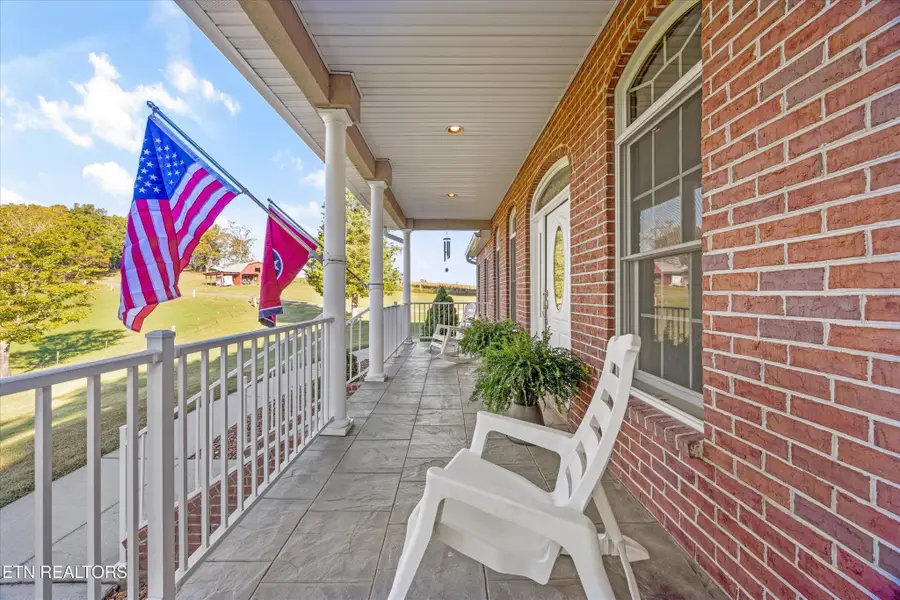 2000 Robinson Drive, Lenoir City, TN 37772 - Image #3