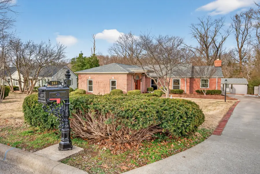 247 Cherokee Trl, Clarksville, TN 37043 - #2