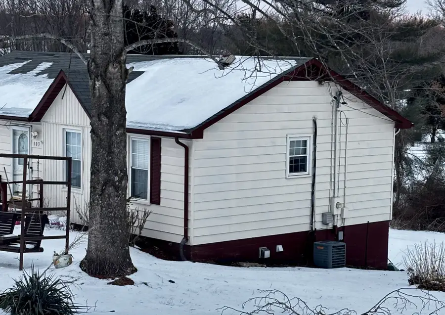 103 Batey Cir, Dickson, TN 37055 - #2