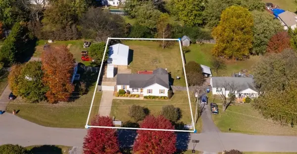 110 Inglewood Ct, Murfreesboro, TN 37127