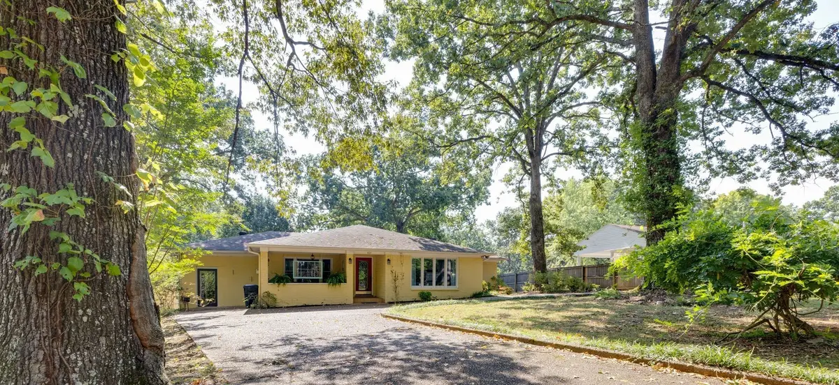 101 W Hills Terrace, Dickson, TN 37055 - #1