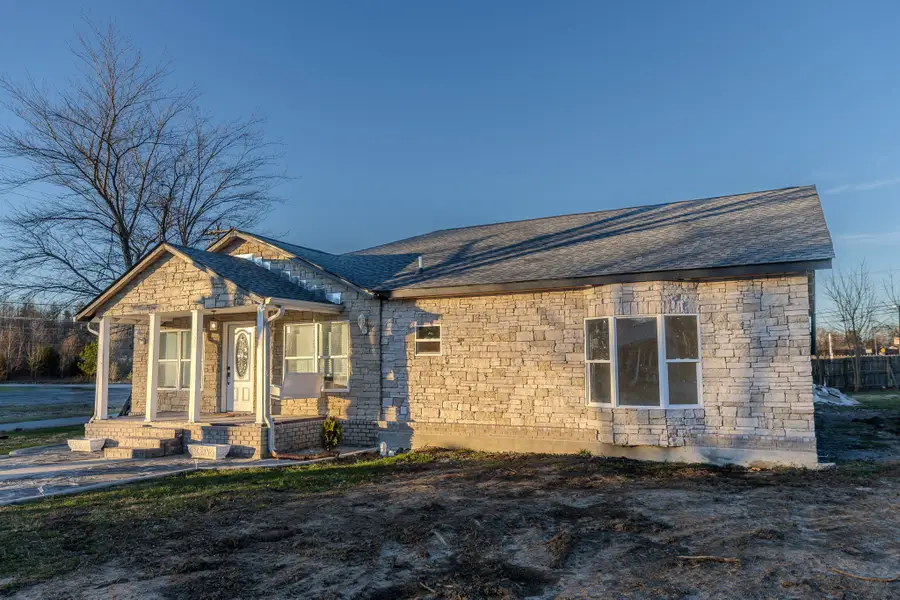 521 E New Ave, Monterey, TN 38574 - #2