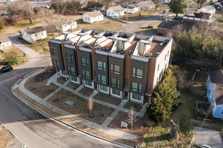 2908 Harlin Dr, Nashville, TN 37211 - Image #2