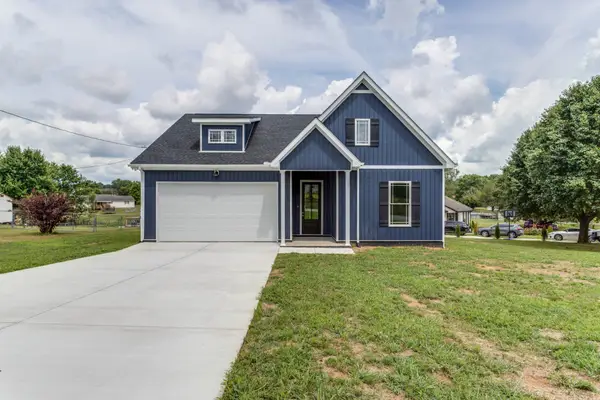 16 Radelle Ln, McMinnville, TN 37110