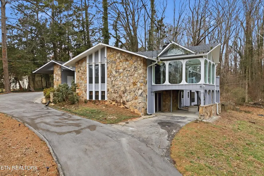 8129 Ainsworth Drive, Knoxville, TN 37909 - #3