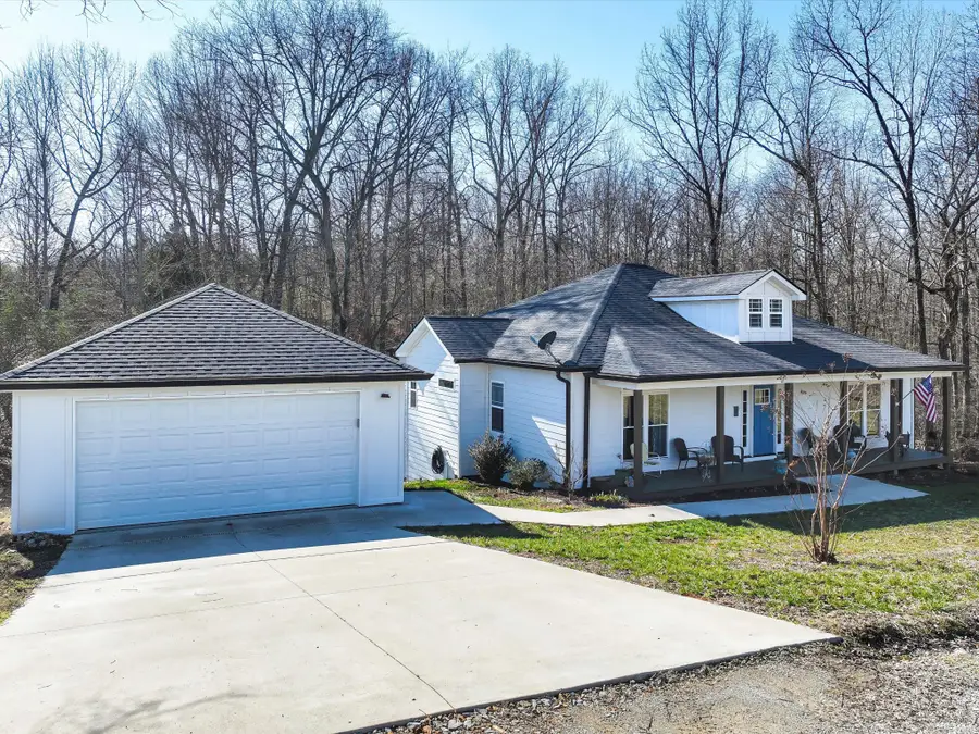 10139 Ashley Ln, Bon Aqua, TN 37025 - #2
