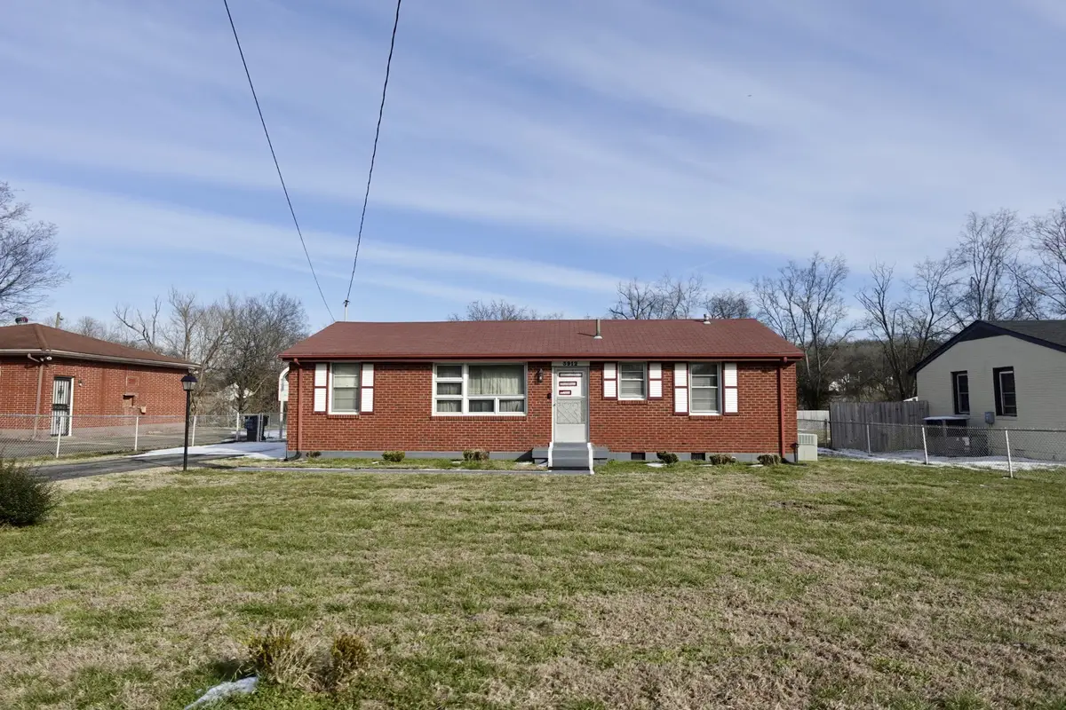 3912 Flicker Dr, Nashville, TN 37218 - Image #1