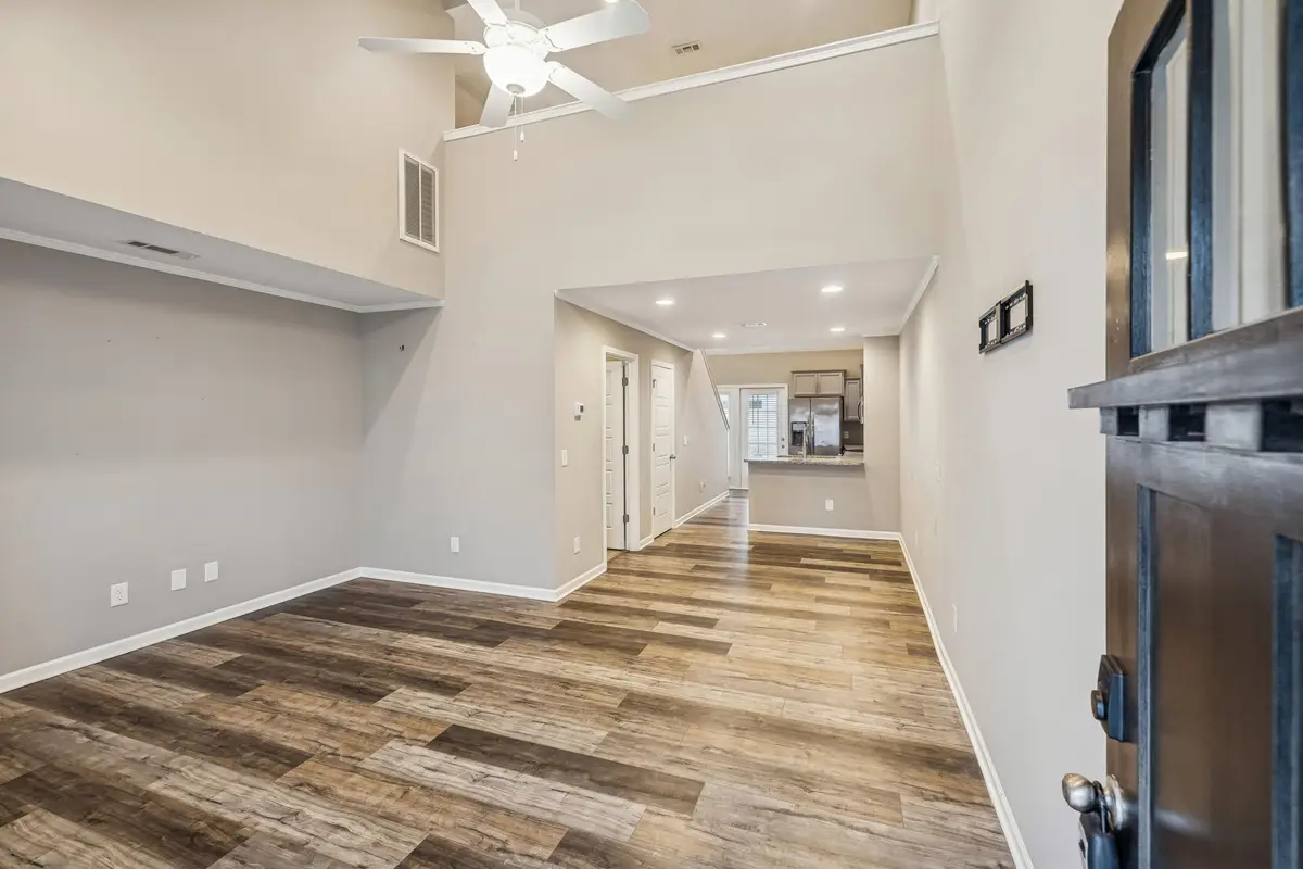 3219 Clemons Cir, Murfreesboro, TN 37128 - #1