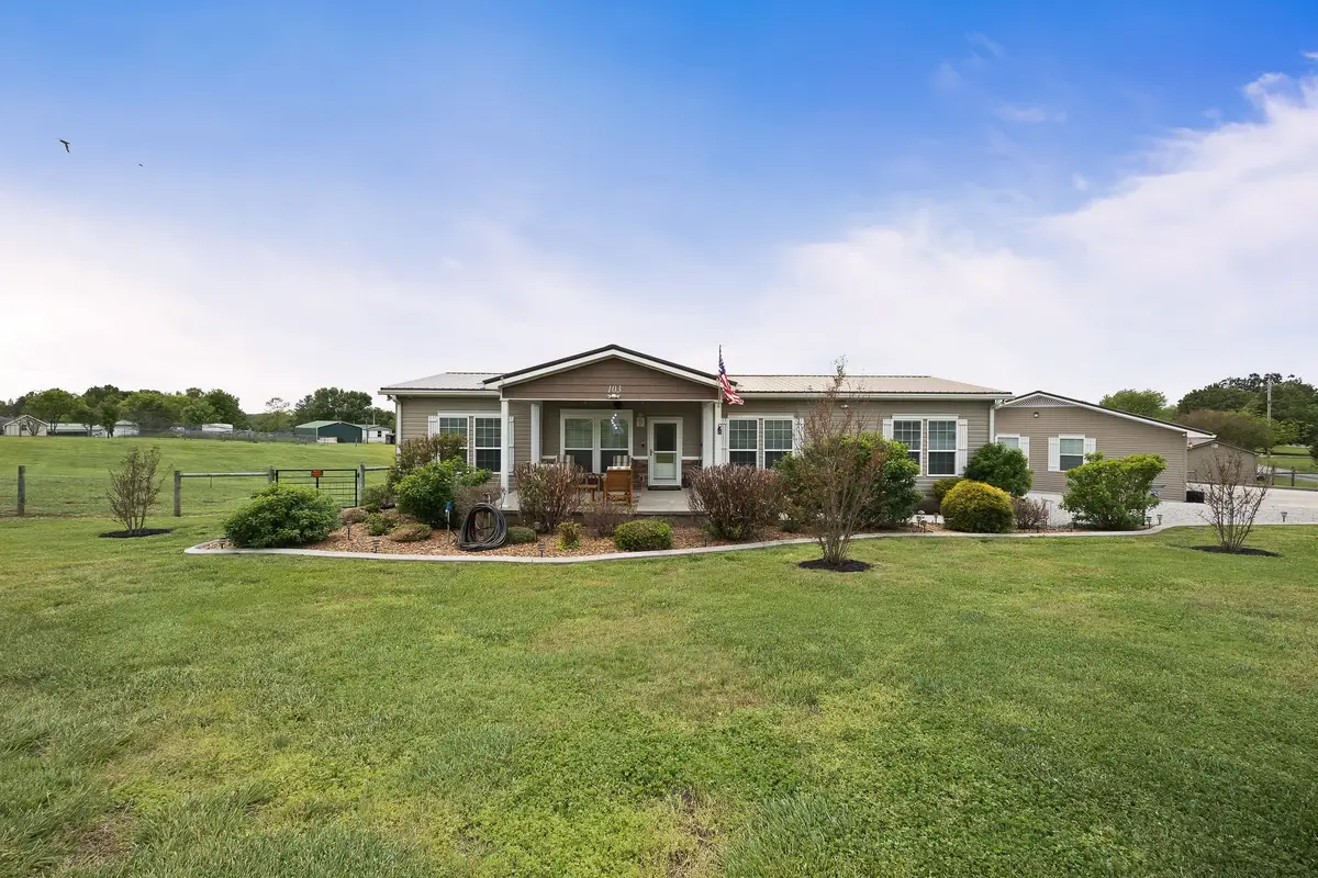 103 Molten Ln, Hilham, TN 38568 - Image #1