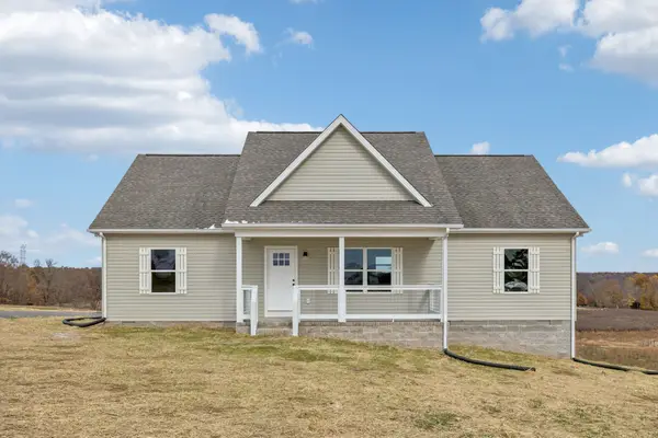 2649 Oak Knob Rd, Lafayette, TN 37083