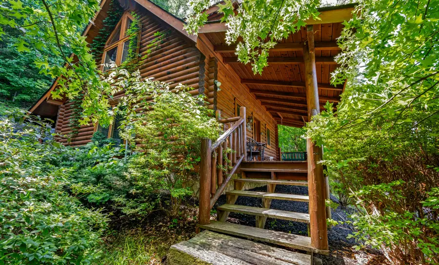 3225 Smoky Ridge Way, Sevierville, TN 37862 - #3