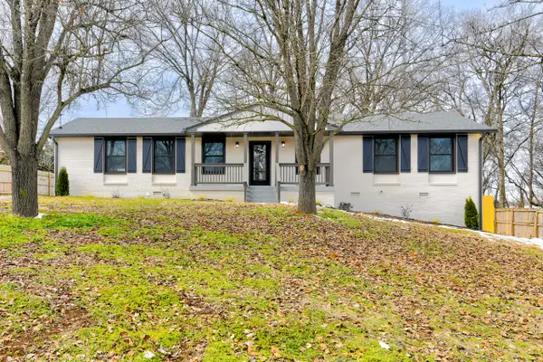 8125 Gordon Ln, Hermitage, TN 37076