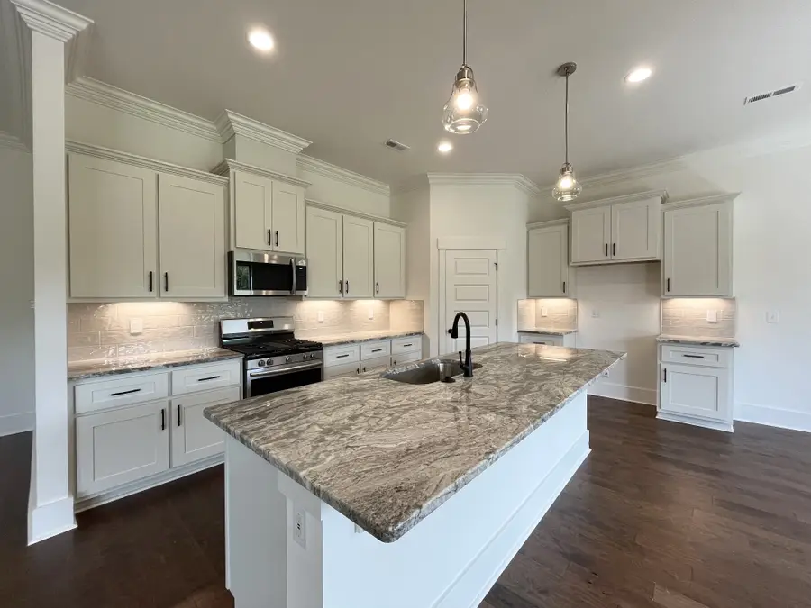 8733 Turnbull Dr, Pleasant View, TN 37146 - Image #3