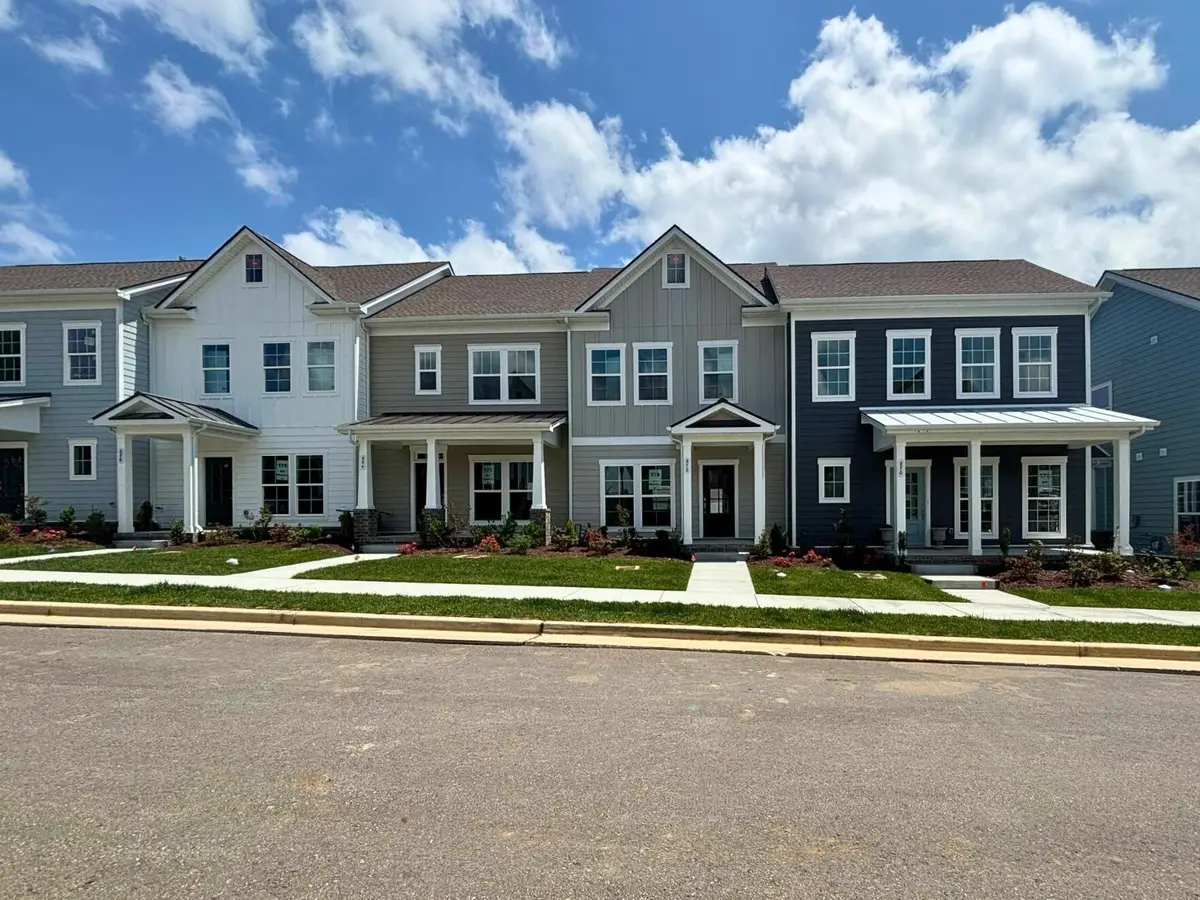872 Westcott Ln, Antioch, TN 37013 - #1