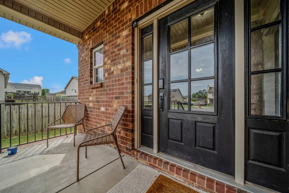 1008 Glenda Dr, Murfreesboro, TN 37128 - #1