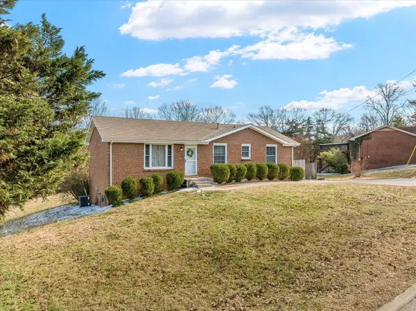 336 Cedarmont Dr, Nashville, TN 37211