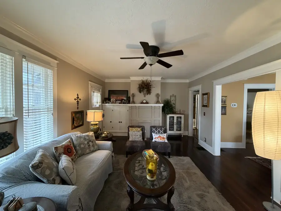 204 Evergreen St, Greenfield, TN 38230 - #2