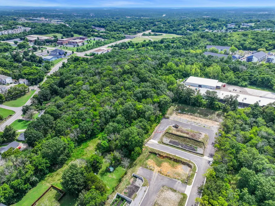 3047 Hillside Rd, Nashville, TN 37207 - Image #3