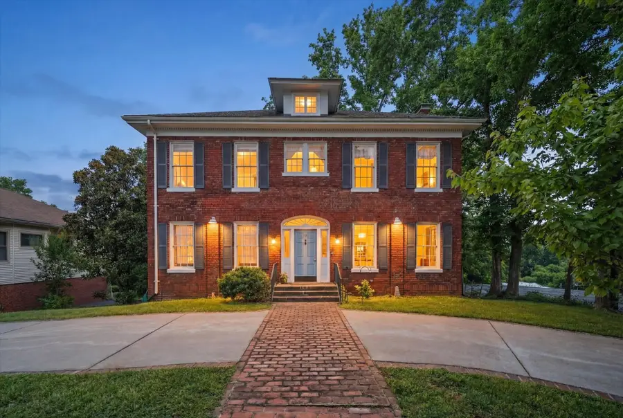 96 Main St, Cadiz, KY 42211 - #2