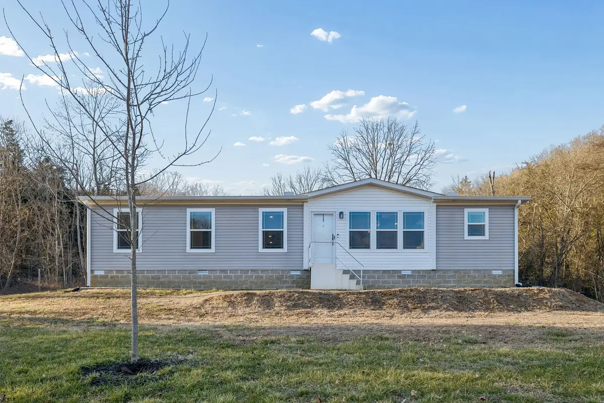 2666 New Harmony Rd, Hartsville, TN 37074 - #1